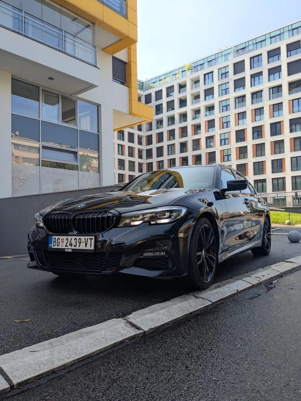 BMW 320