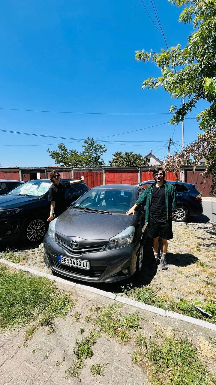 TOYOYA YARIS